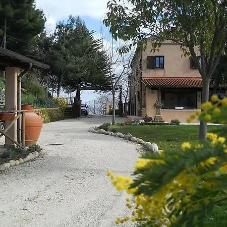 Silent Valley Bed & Breakfast 4*